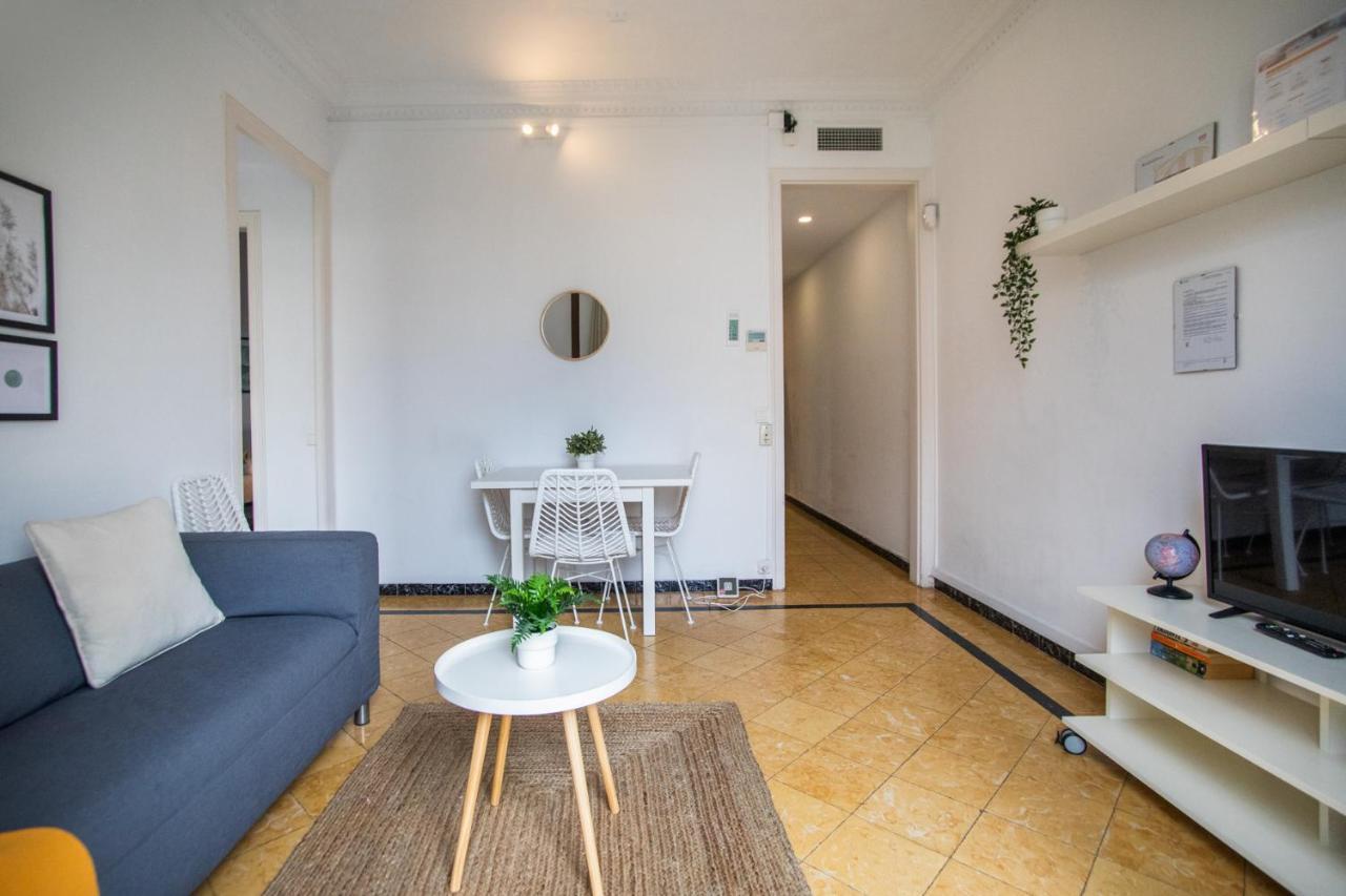 31Abpar1110 - Mediterranean Style Apartment Барселона Екстер'єр фото